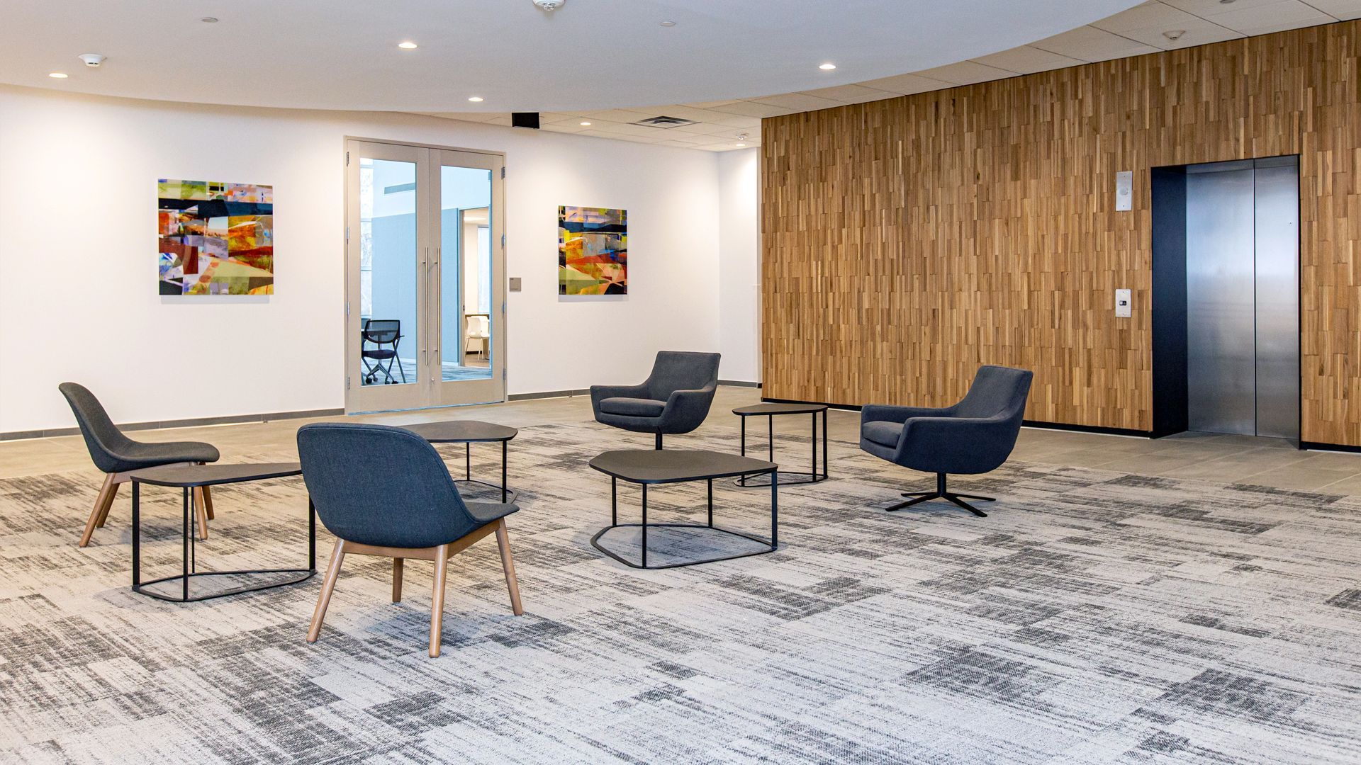 The Cannon Woodlands lobby