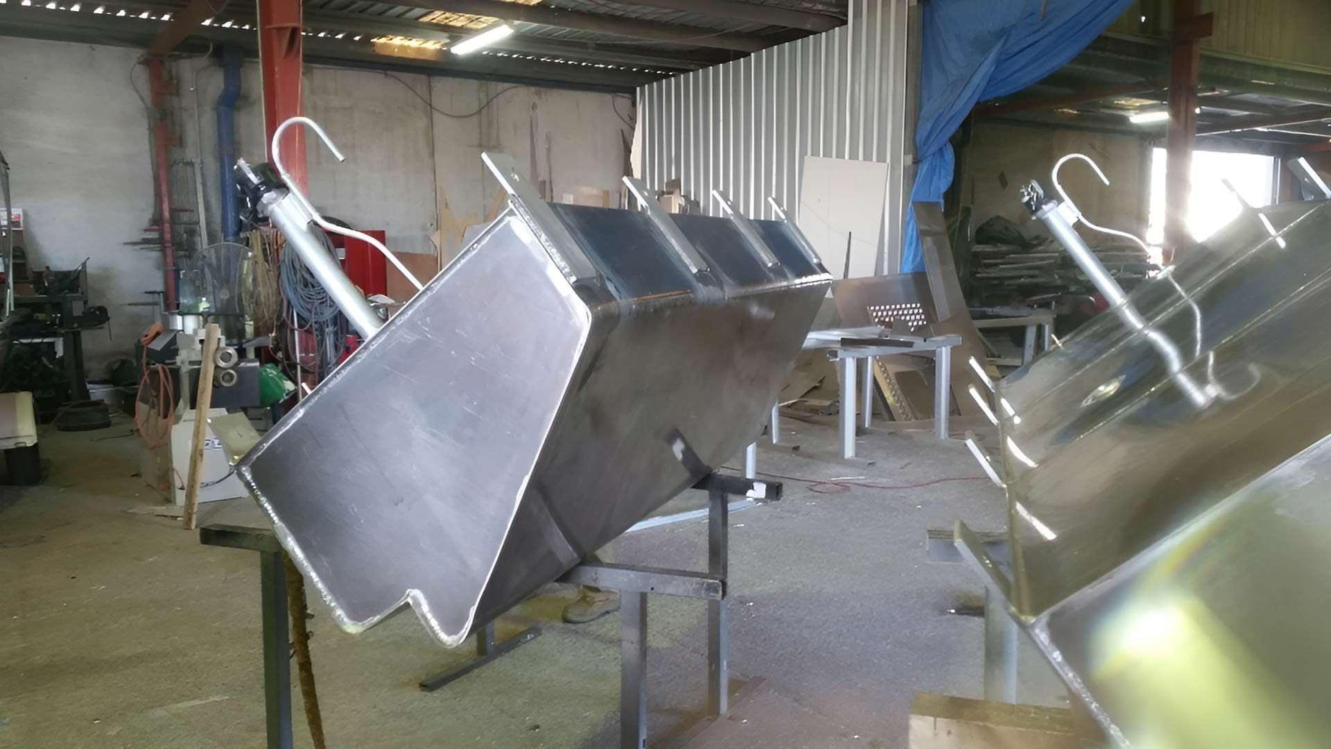 meta fabrication