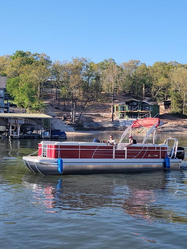 Dirty Duck Boat Rentals | Lake of the Ozarks