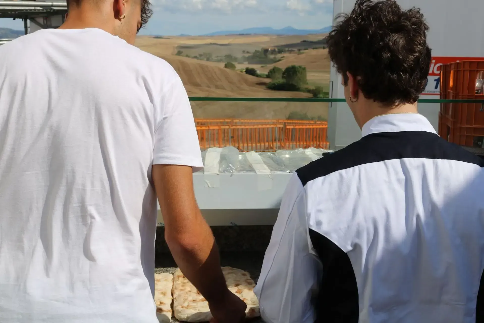 shop225 woodfire pizza