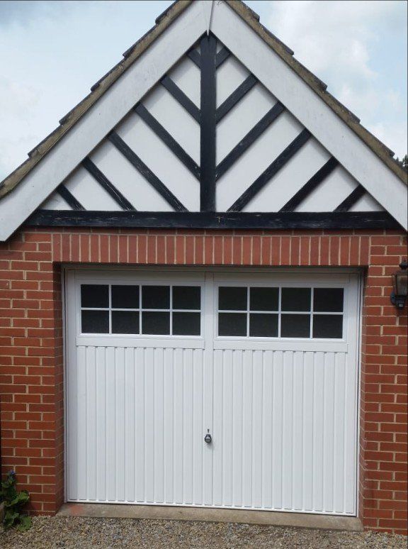 pattern style garage door