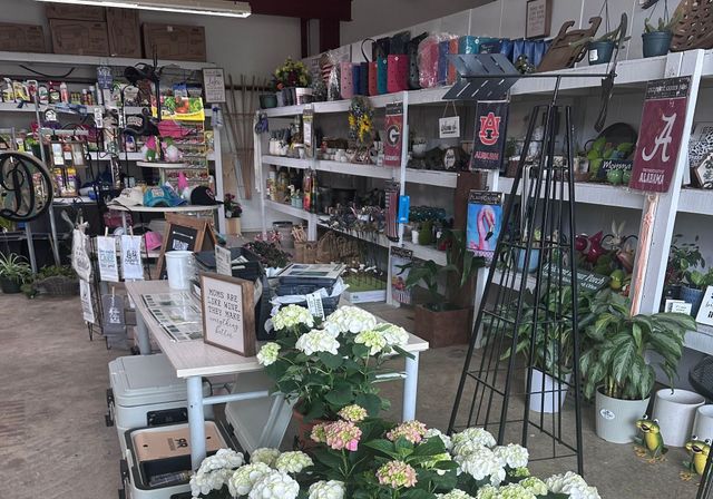 Plant Nursery & Garden Center | Smiths Station AL
