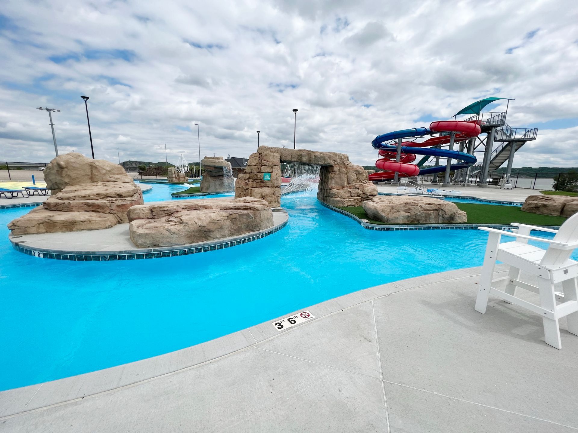 giant water park builder