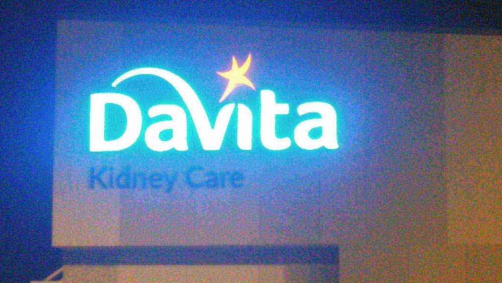 Re-Touch Sign — Daqvita Kidney Care Signage in Laredo, TX