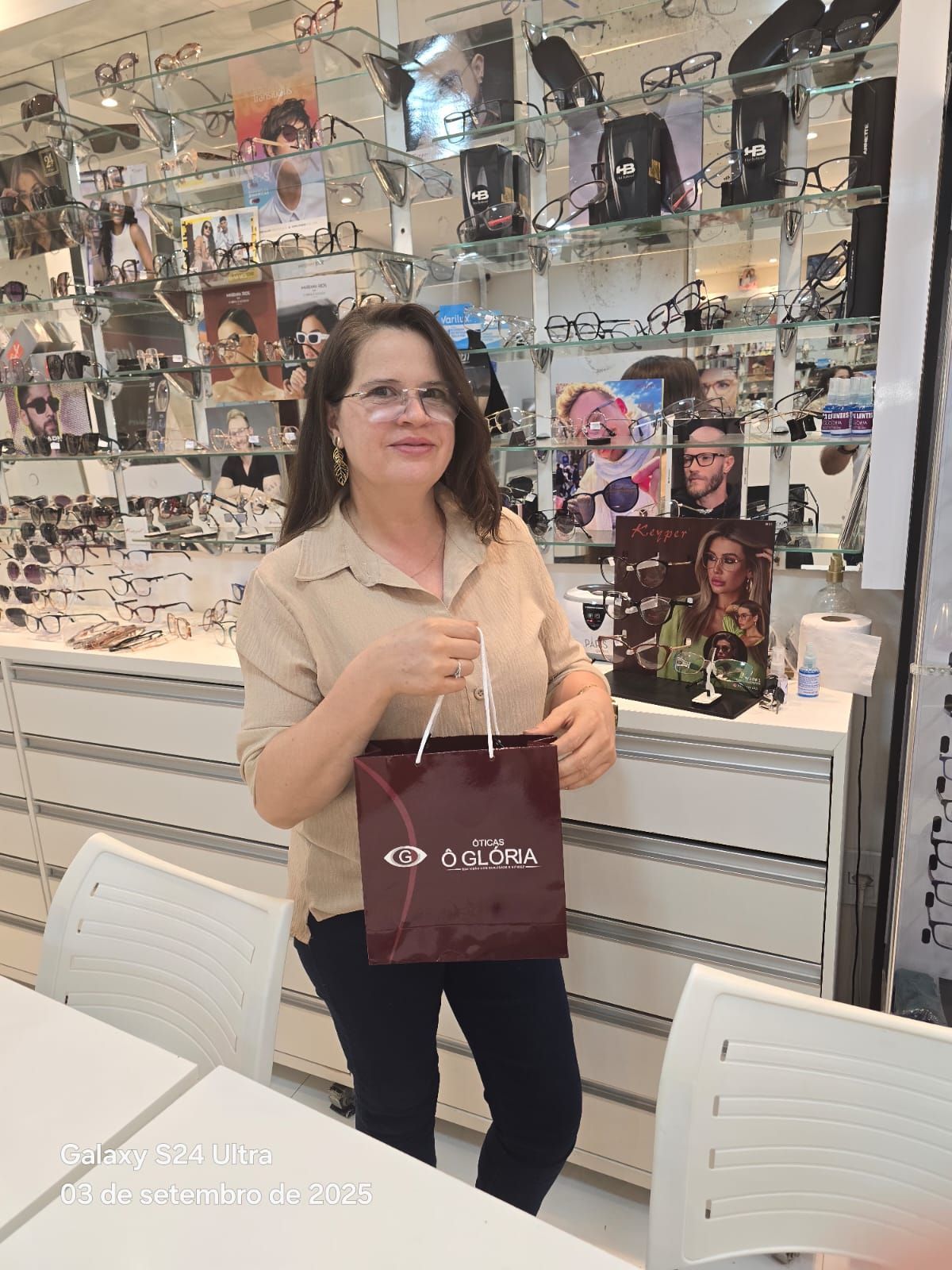 ivania   oticas  õ  gloria