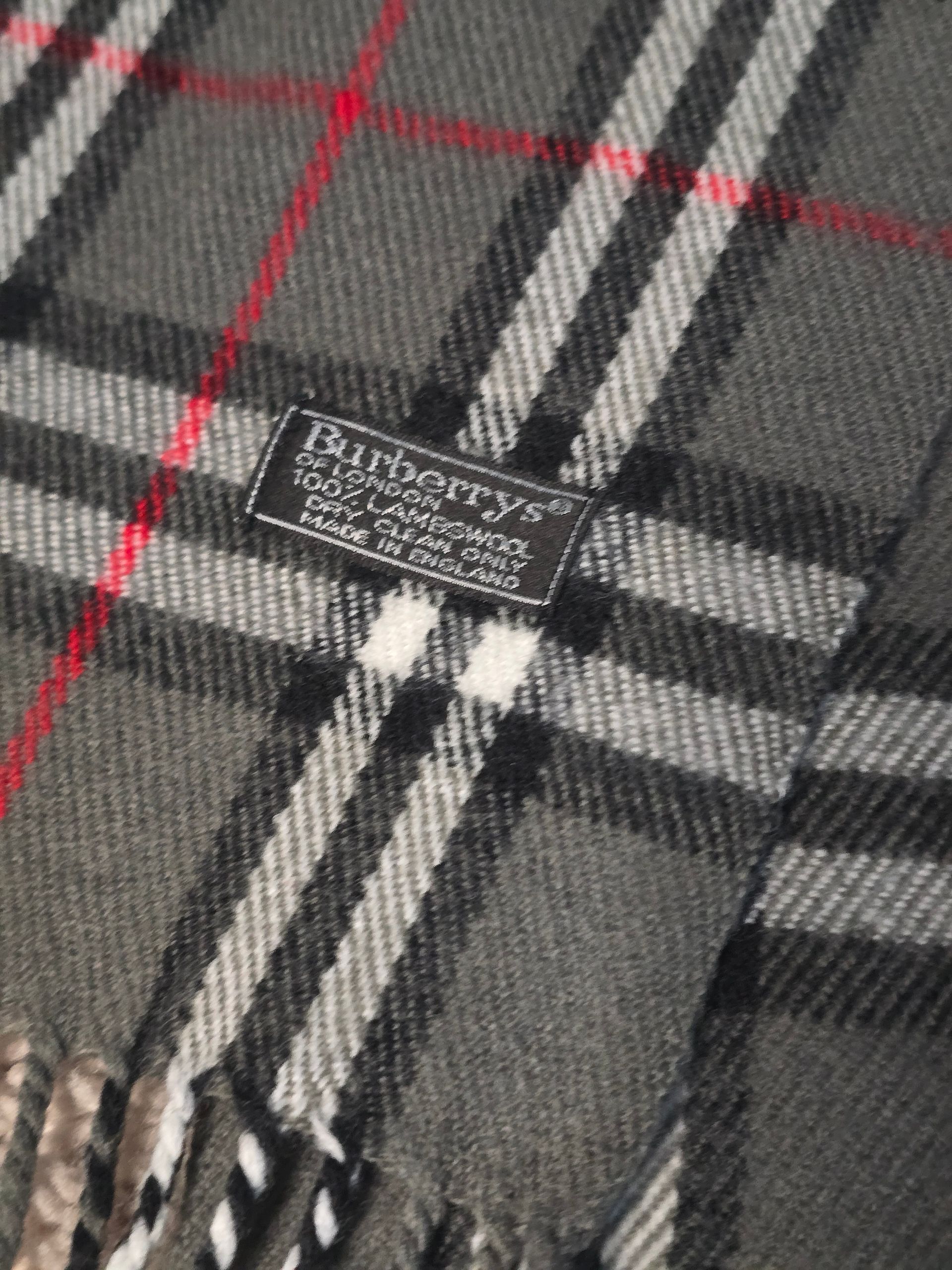 Burberry Gray Lambswool 100% Scarf