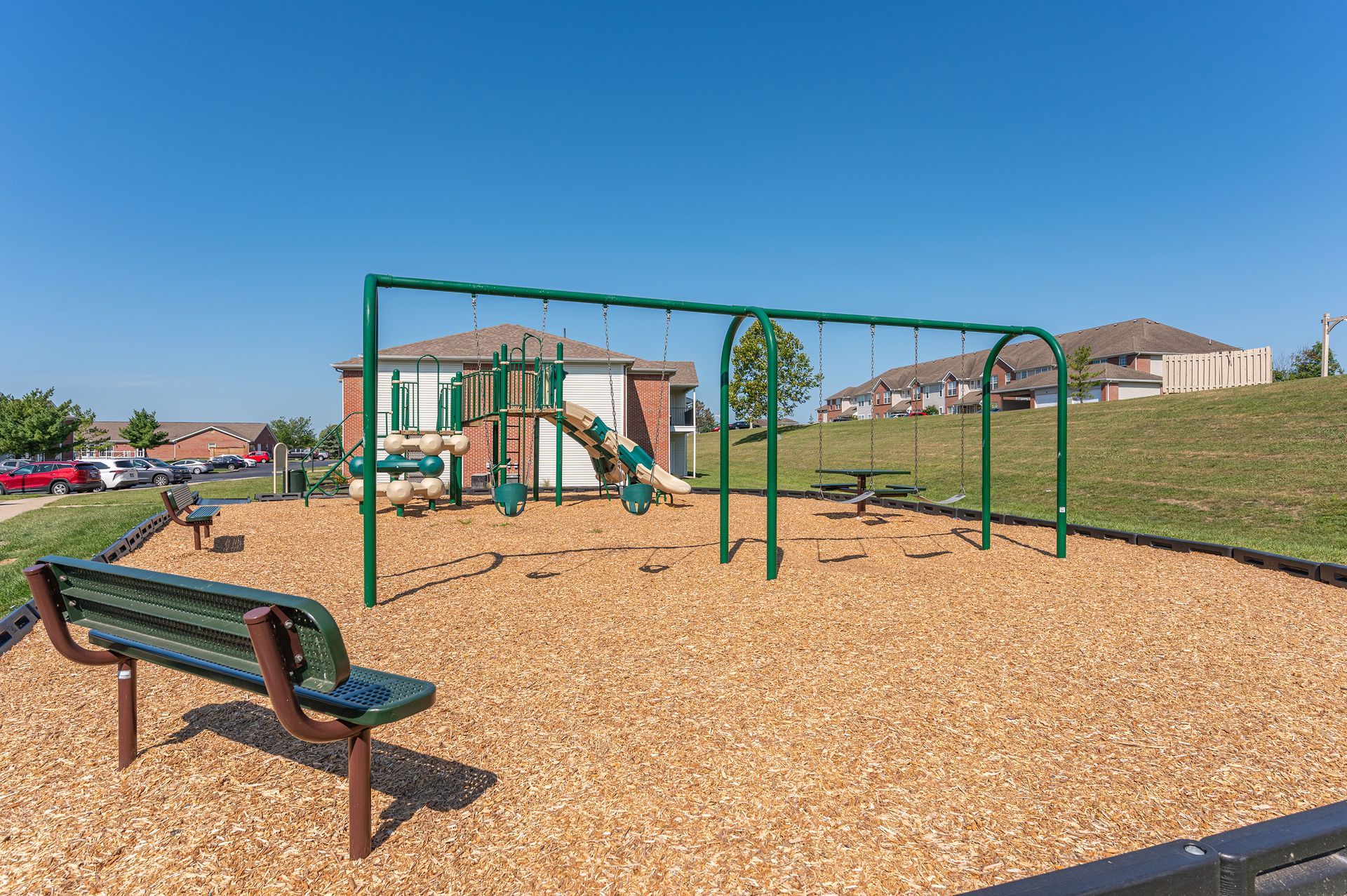 Interior Photo of Knollwood Crossing kitchen with white appliances
