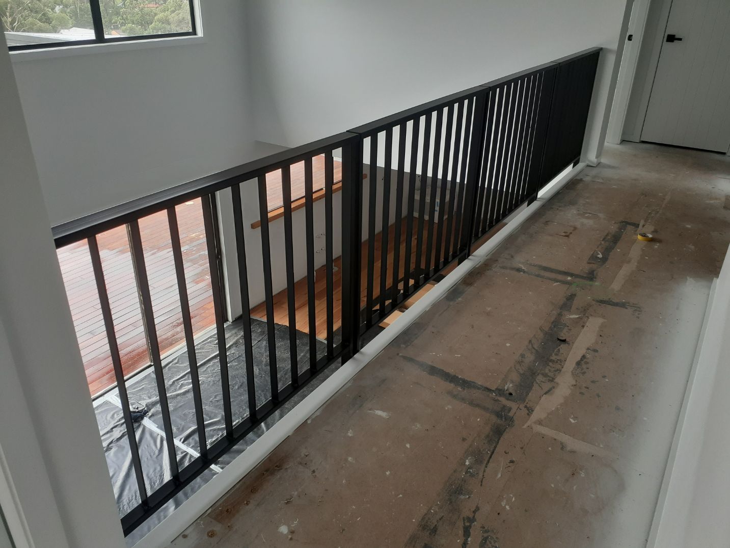 Modern Staircase Railing For Safety - Handrails in Shoalhaven, NSW