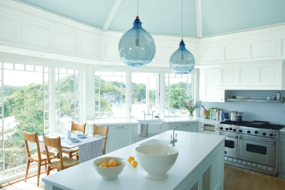 Kitchen with blue and white Benjamin Moore paint near Lexington, KY