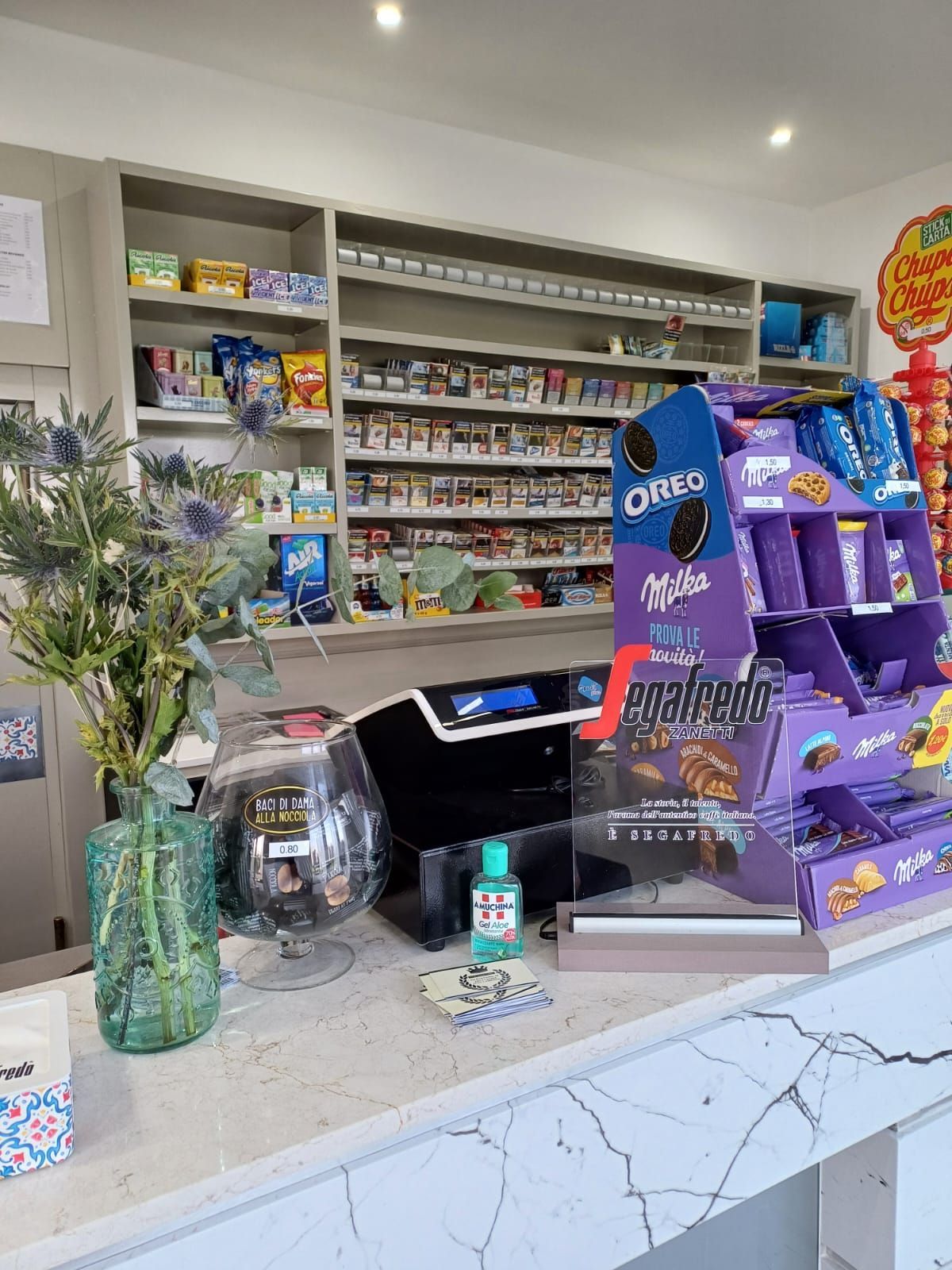 angolo tabacchi e cassa