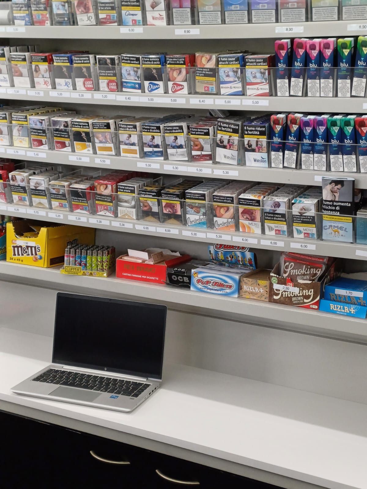 sigarette e caramelle