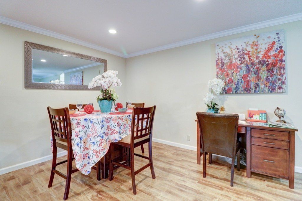 1546 Maurice Lane-14