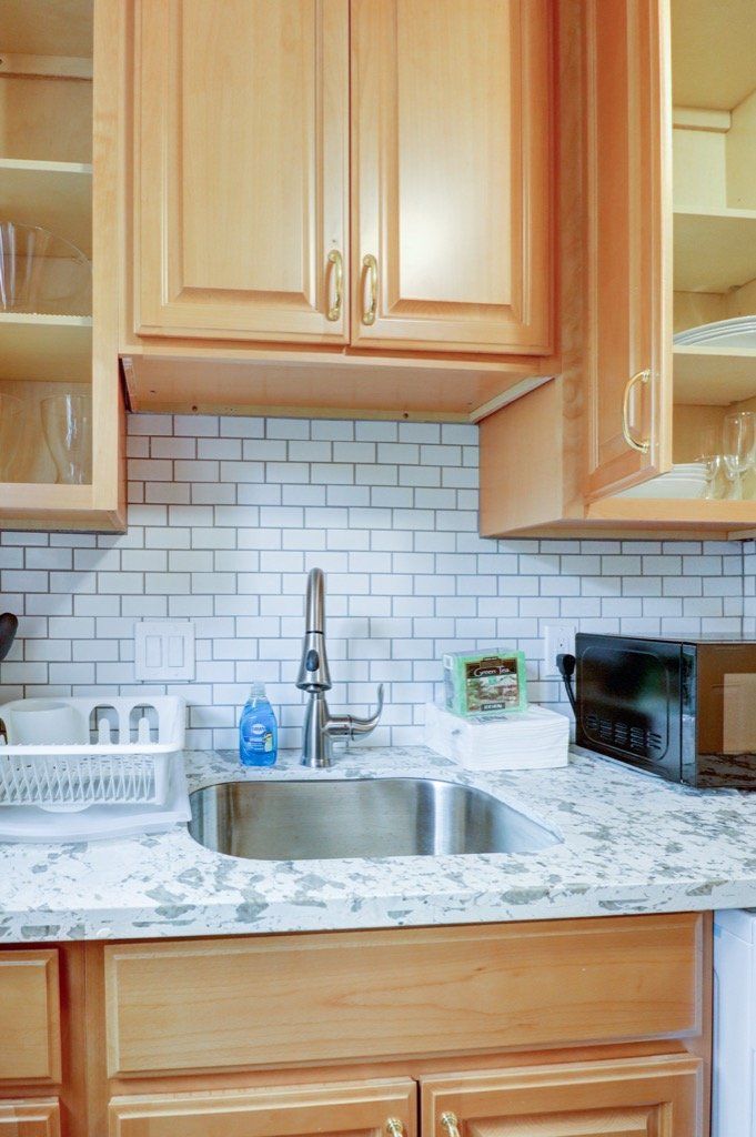 1546 Maurice Lane-29