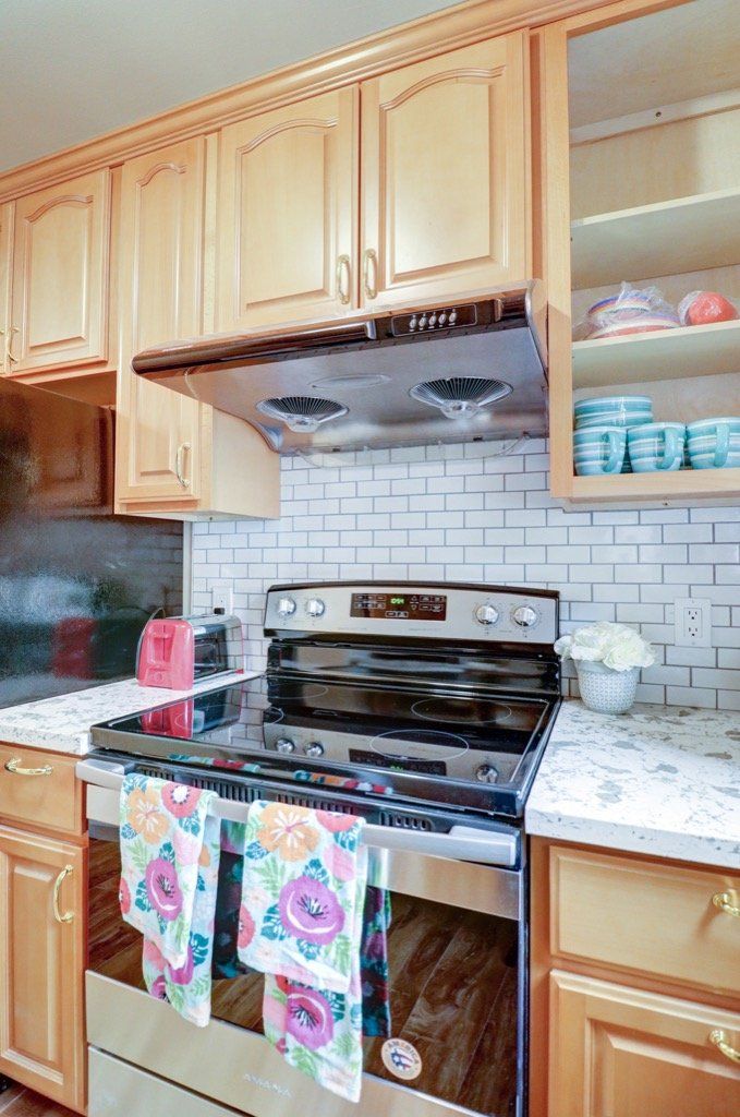 1546 Maurice Lane-31