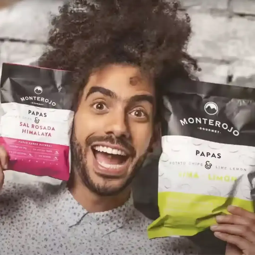 men-happy-with-MonteRojo-chips