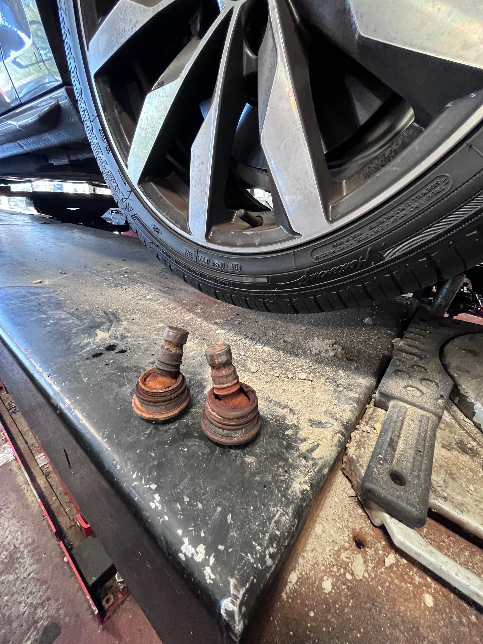 Shop Gallery Image | Woody's Automotive