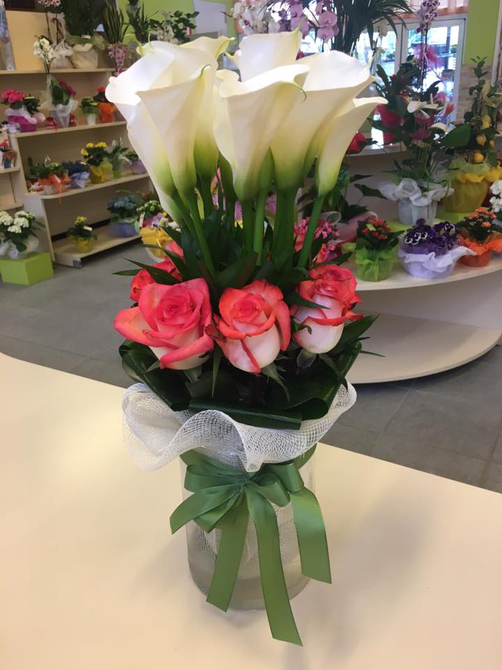 bouquet di rose bianche