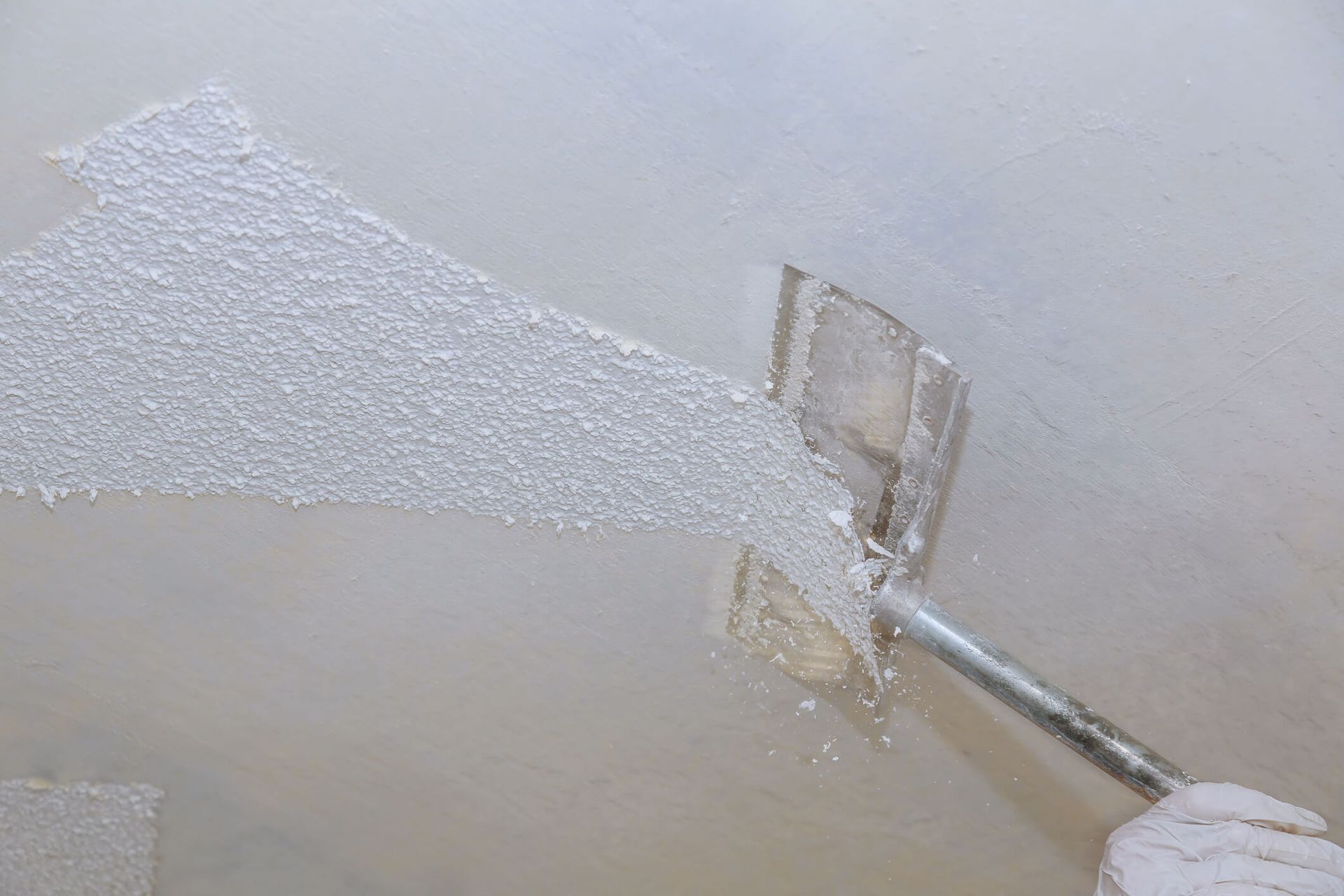 Popcorn ceiling removal services done in a Lakewood, CO home
