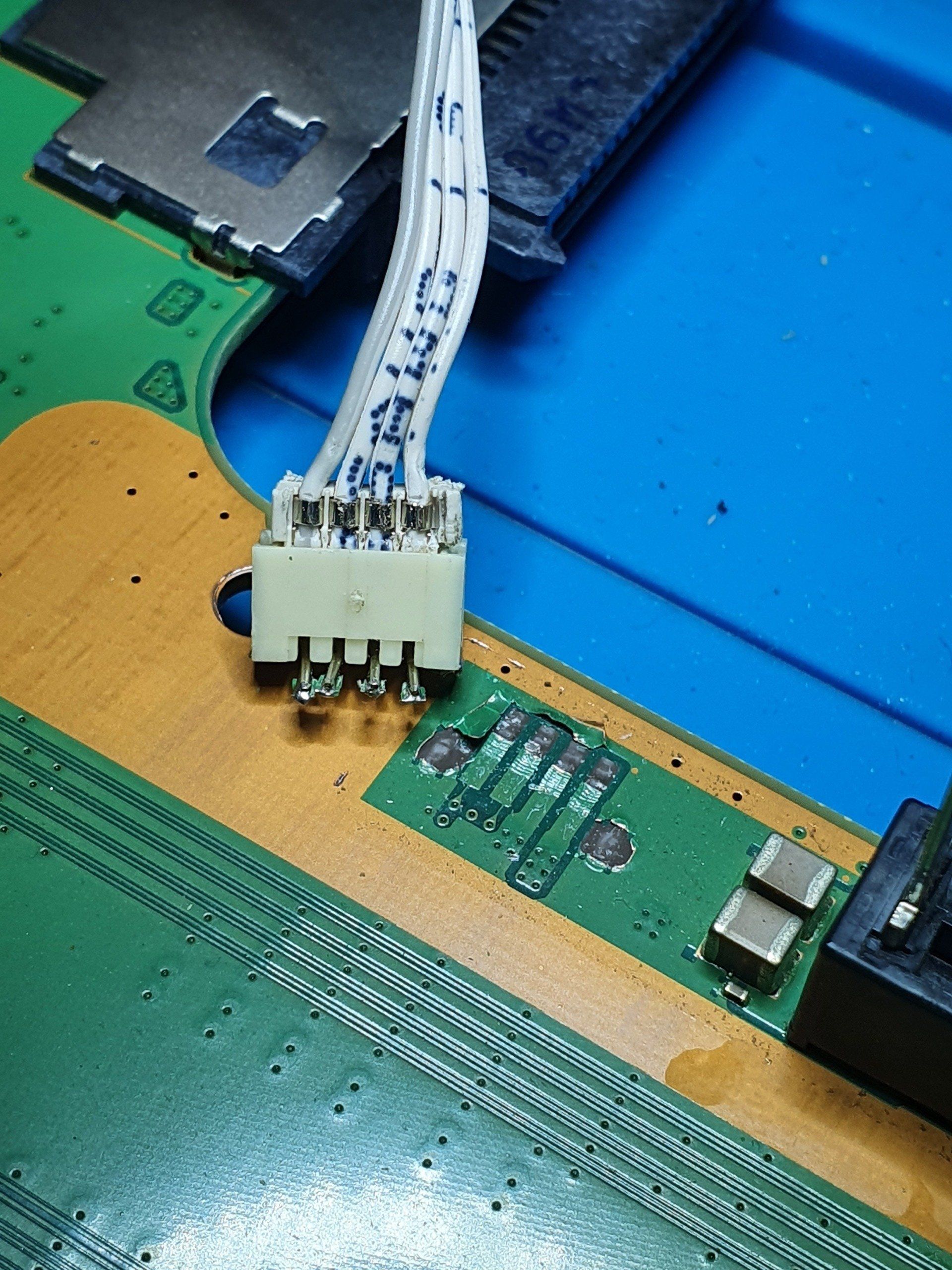 Playstation 4 Slim voedingsconnector reparatie