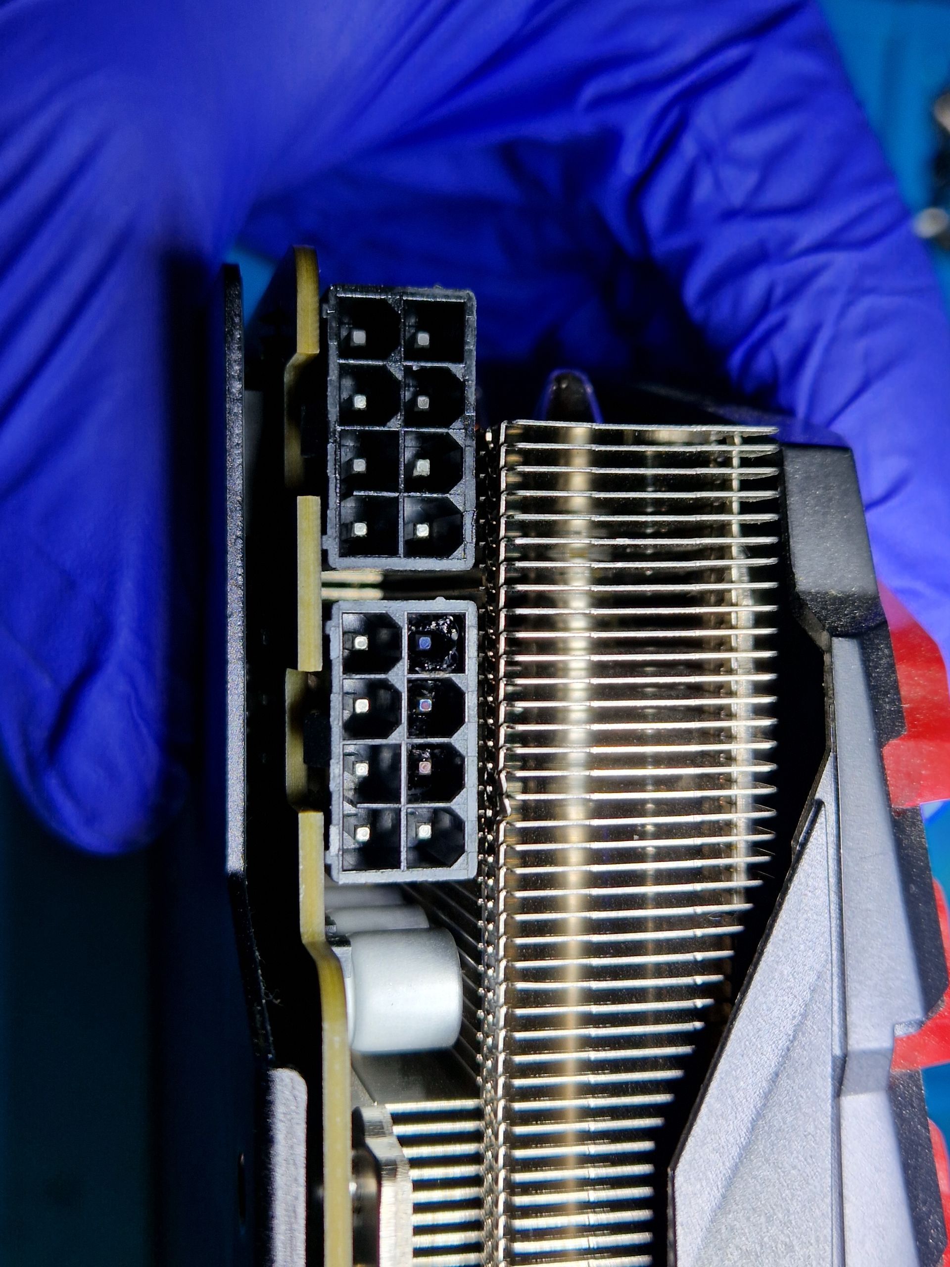 1080 8 pins connector vervangen