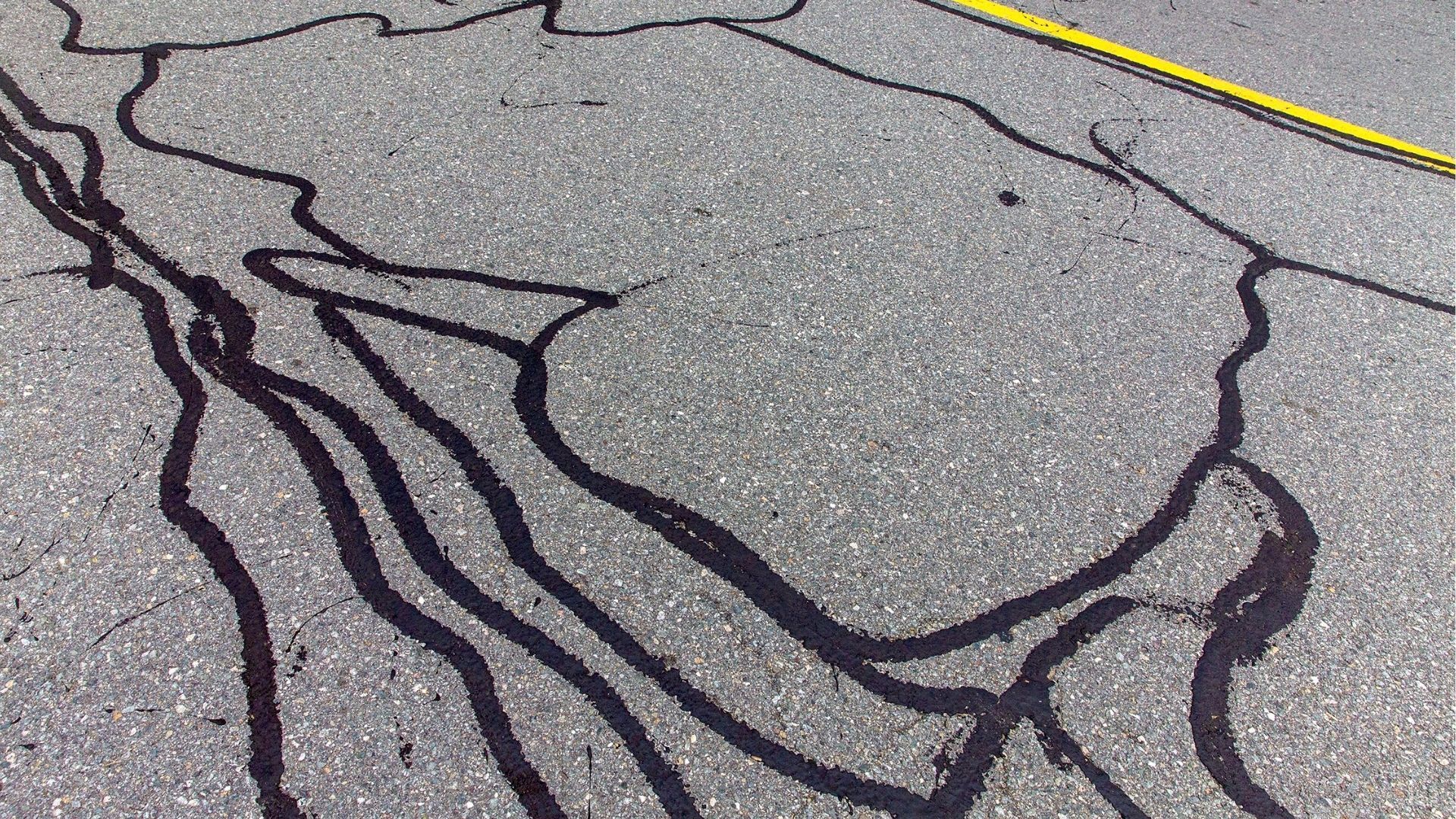 repaired asphalt cracks in san antonio