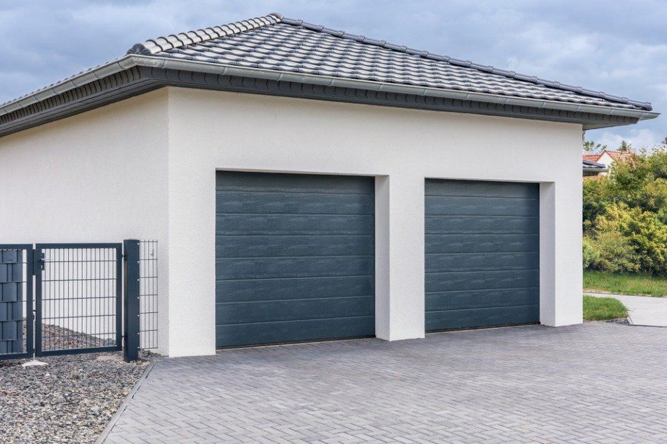 Porta garage a serranda motorizzata