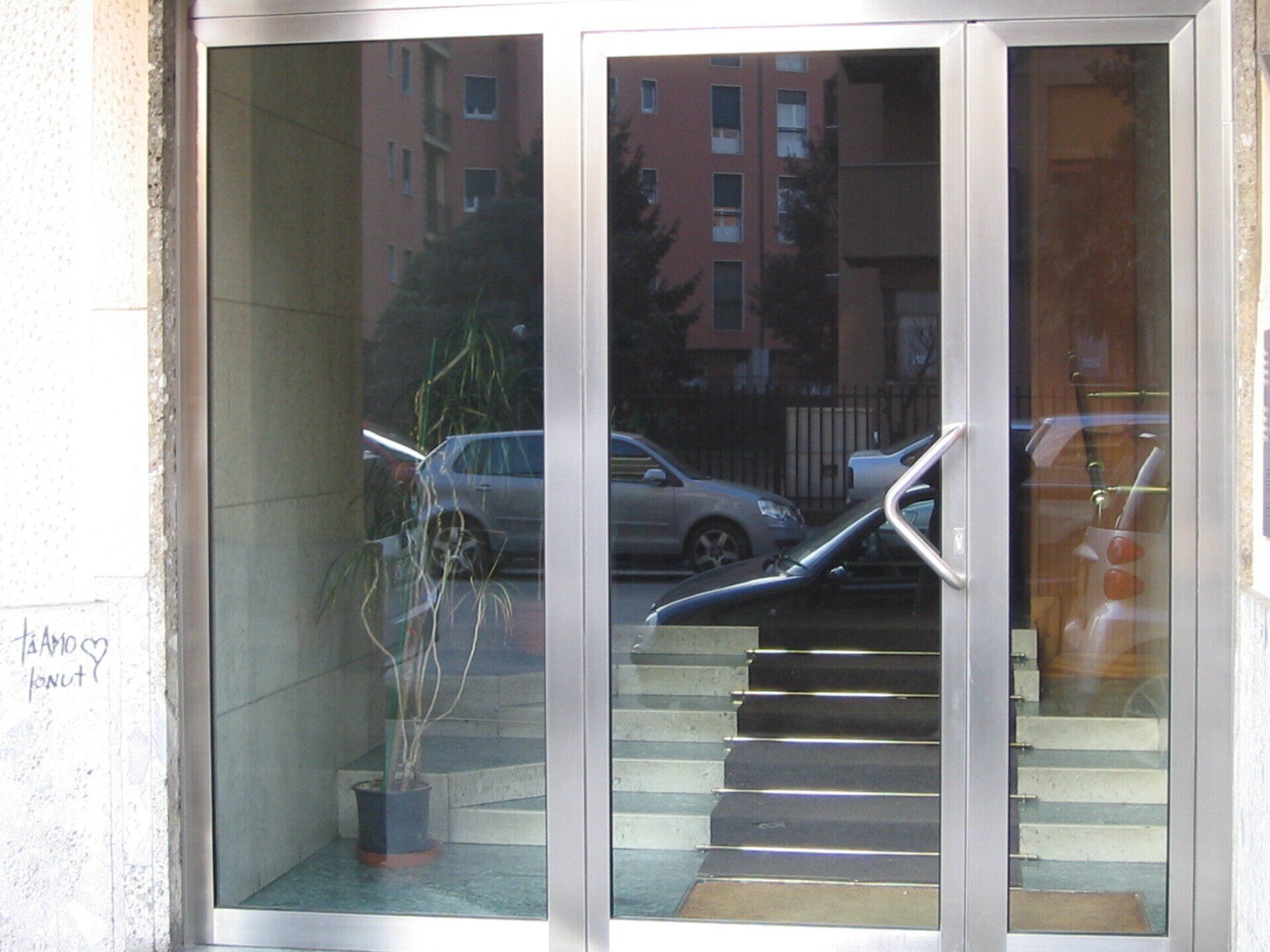 portone Via Rabaioli dettaglio