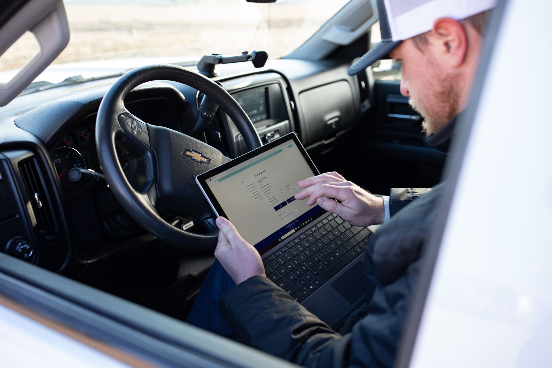 Spray drone operator using AcreConnect software. 