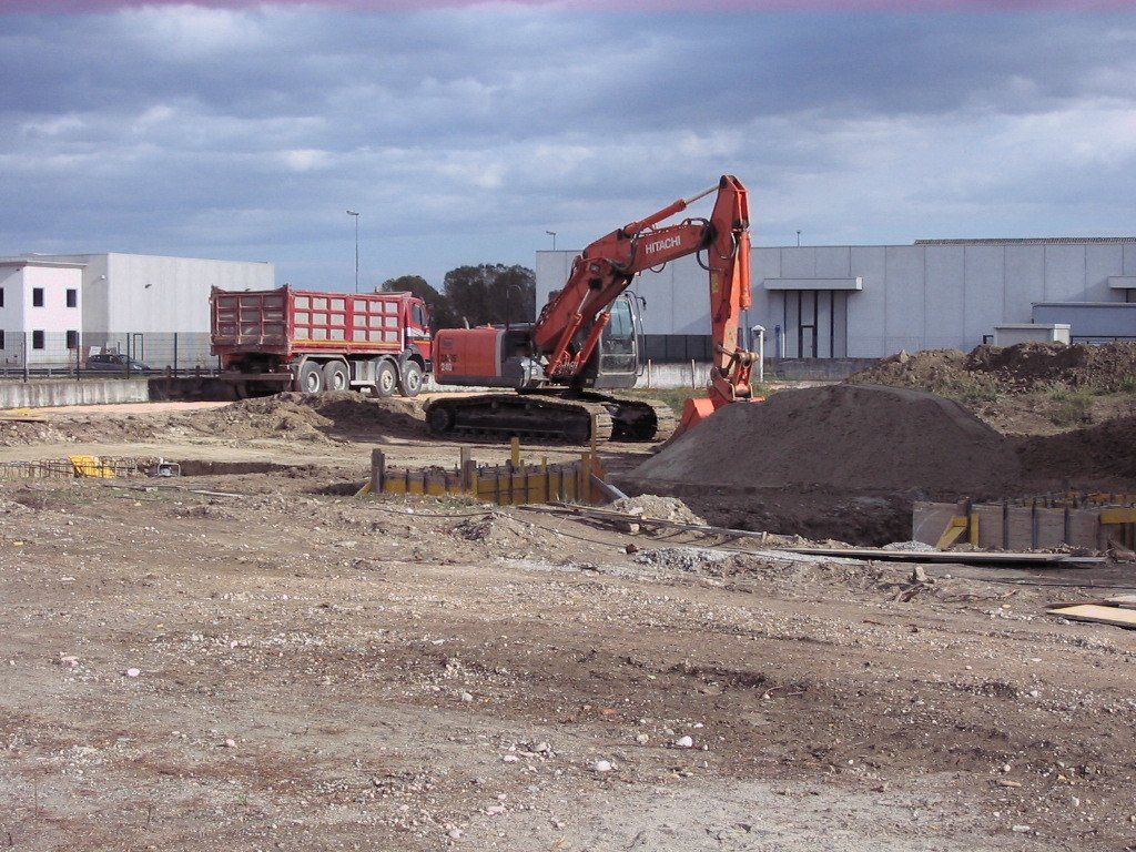 un piccolo edificio in legno