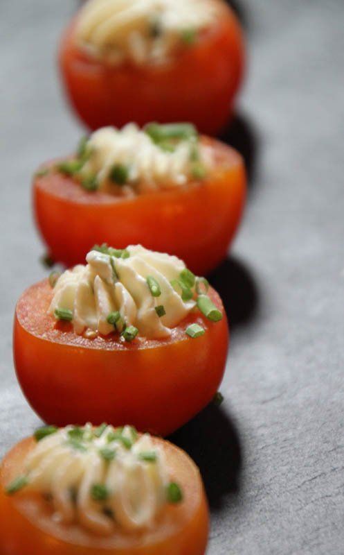 Tomato canapé