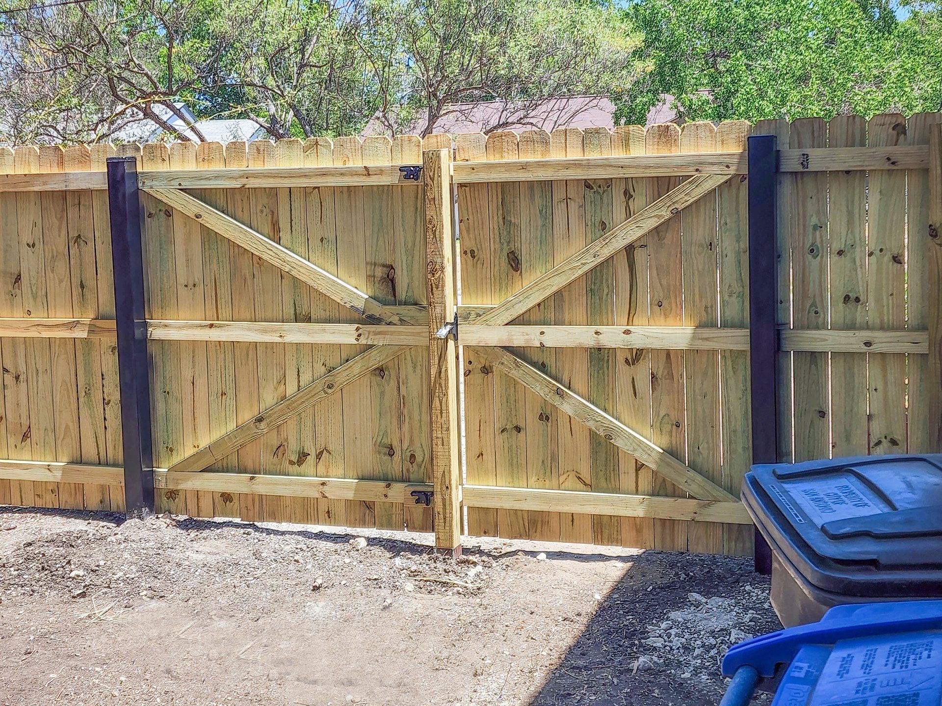 Fence and Gate Installtion & Repair | Mandujano's Construction - San ...