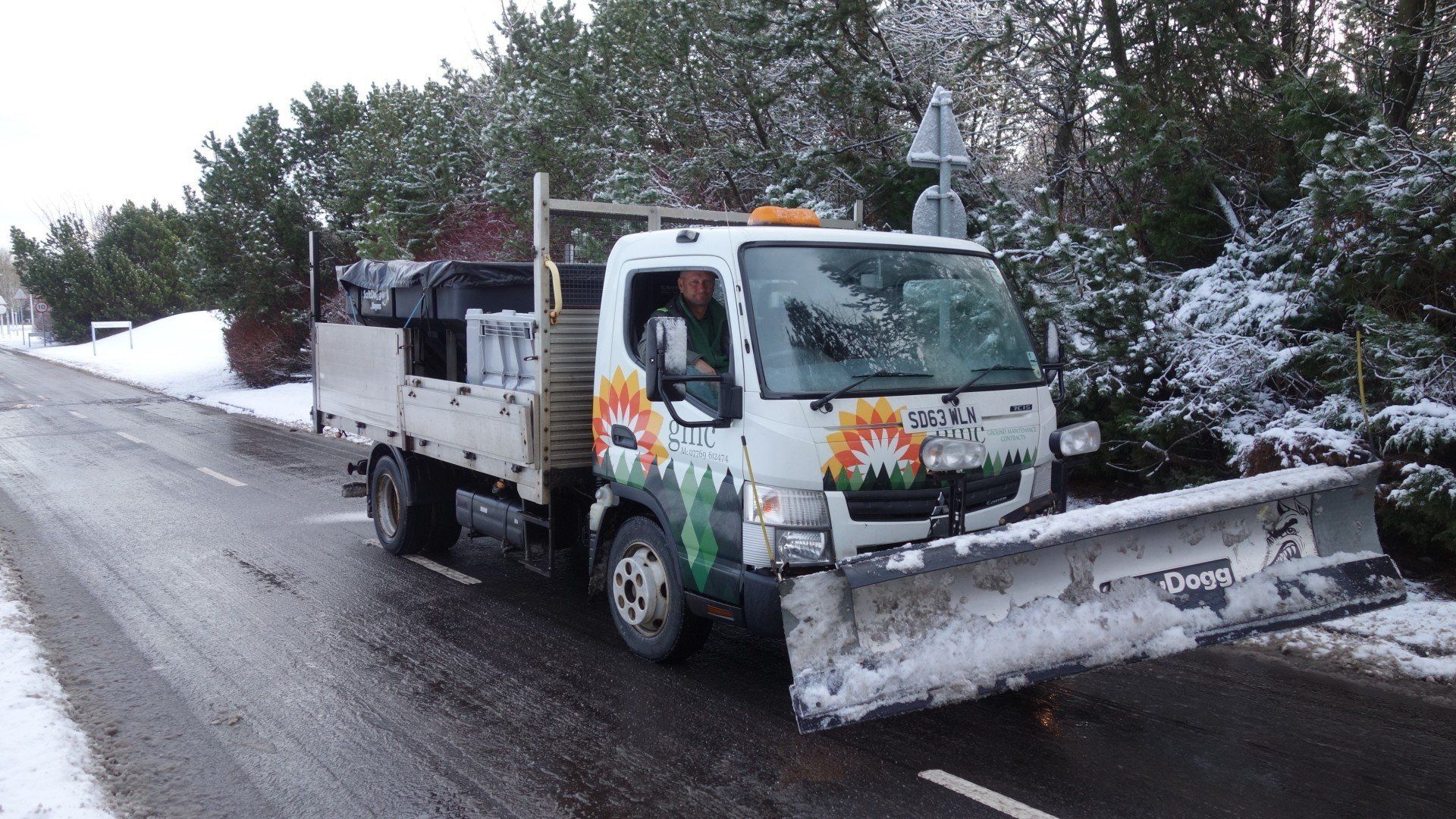 Reasons to Hire a Professional Snow Plow Service GMCB Ltd