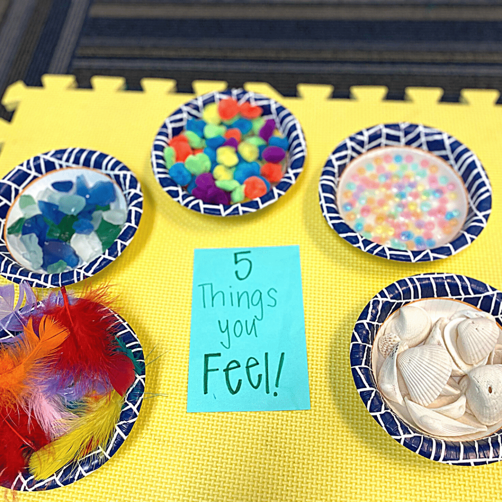 A sign that says 5 things you feel on it