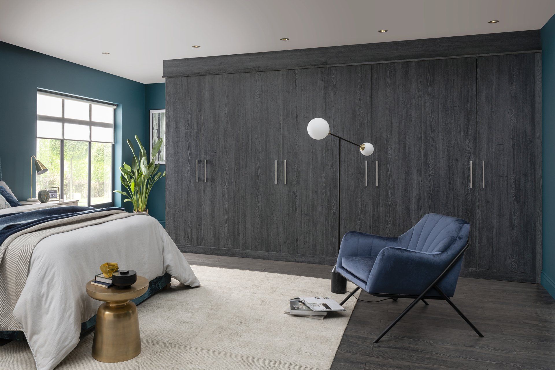 Black Oak Contemporary Fitted Wardrobes