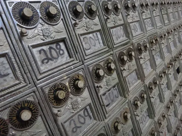 mailbox service