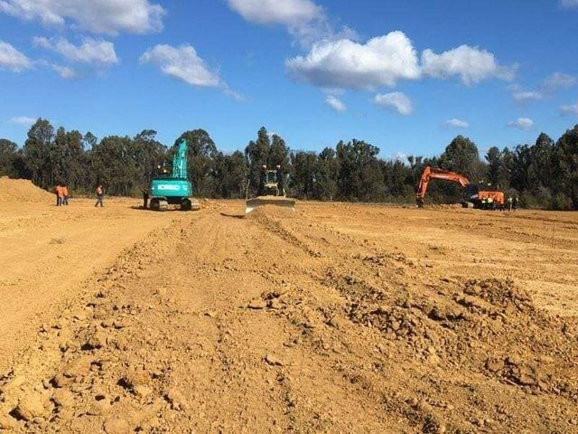 Excavator Drivers Training in the Dirt — Statement of Attainment Port Stephens