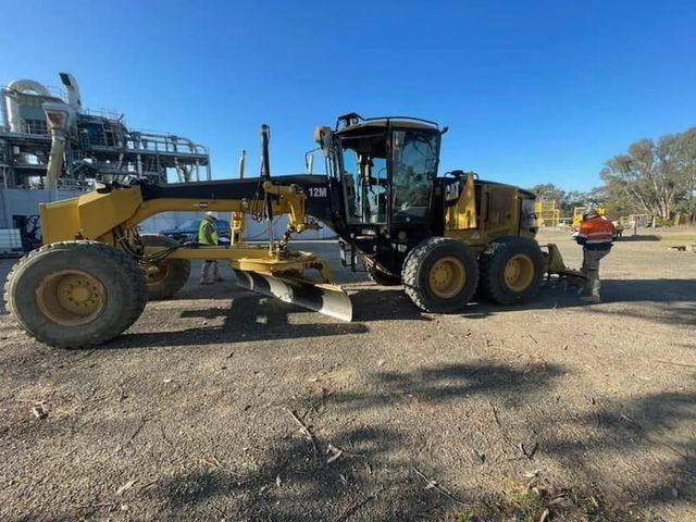 Side View of Grader Truck — Statement of Attainment Tamworth