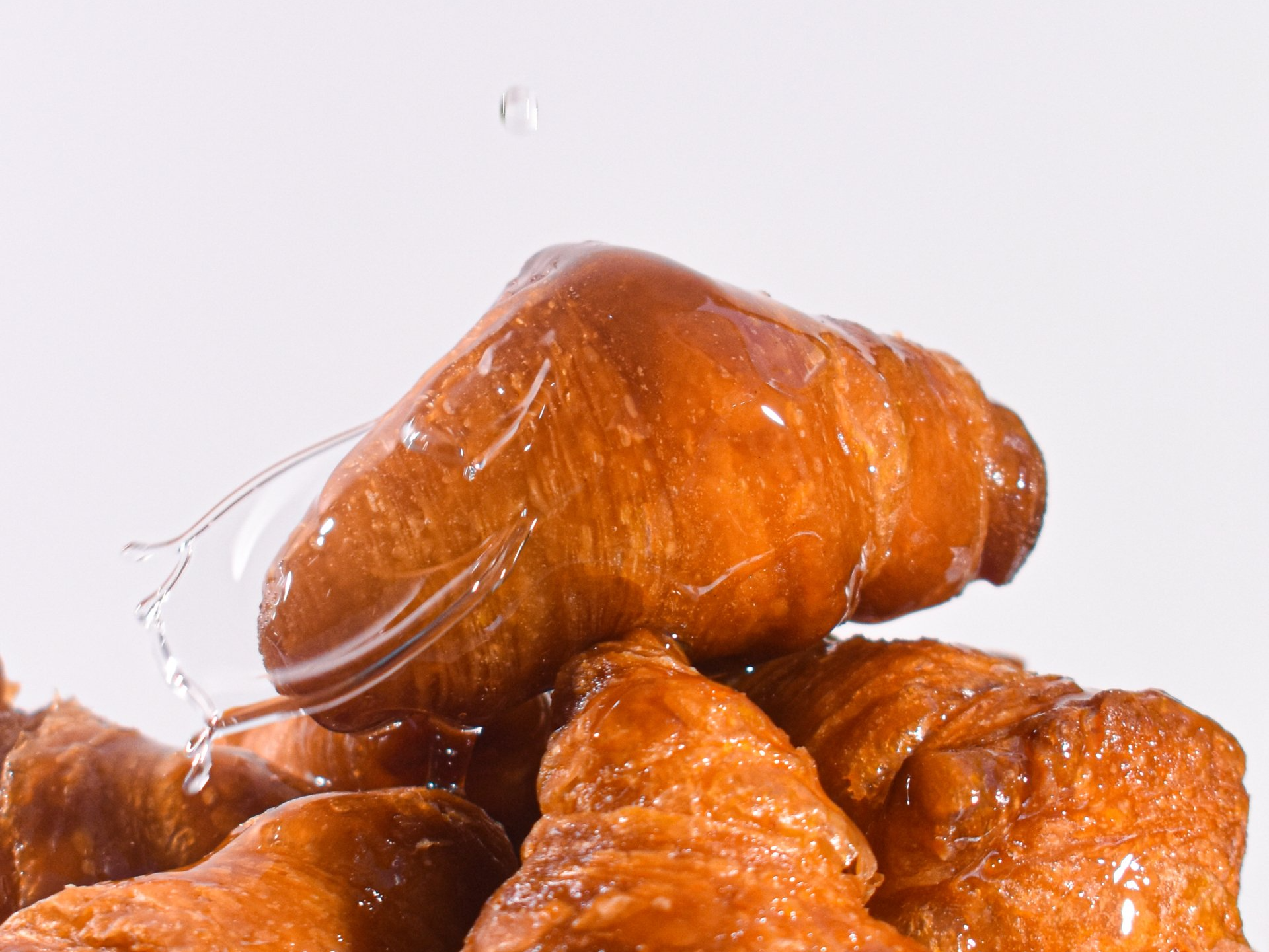 The picture shows 35 mini croissants filled with glazed