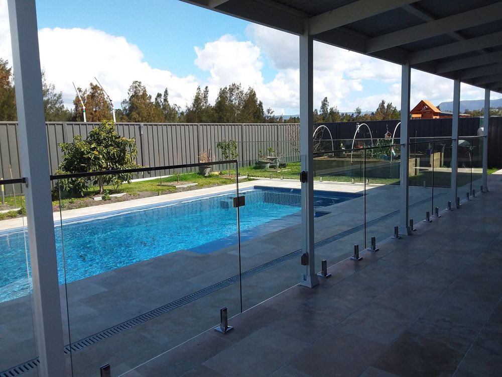 Custom Glass Pool Fence