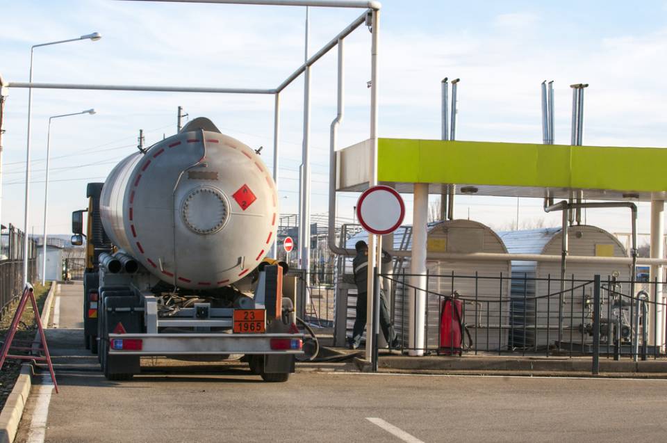 fuel tanker