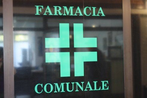 Insegna della farmacia
