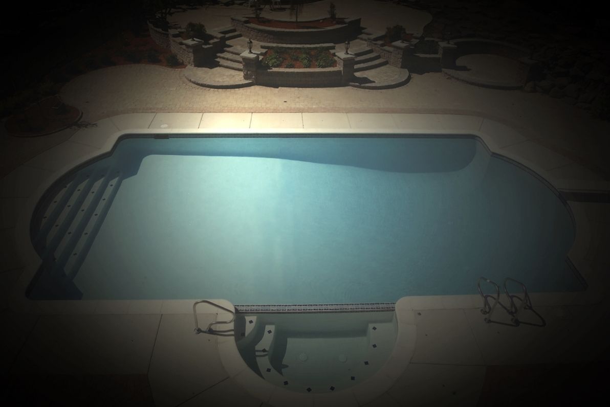 Swimming Pool With Jacuzzi — Warren, MI  — Sardelli Custom Pools