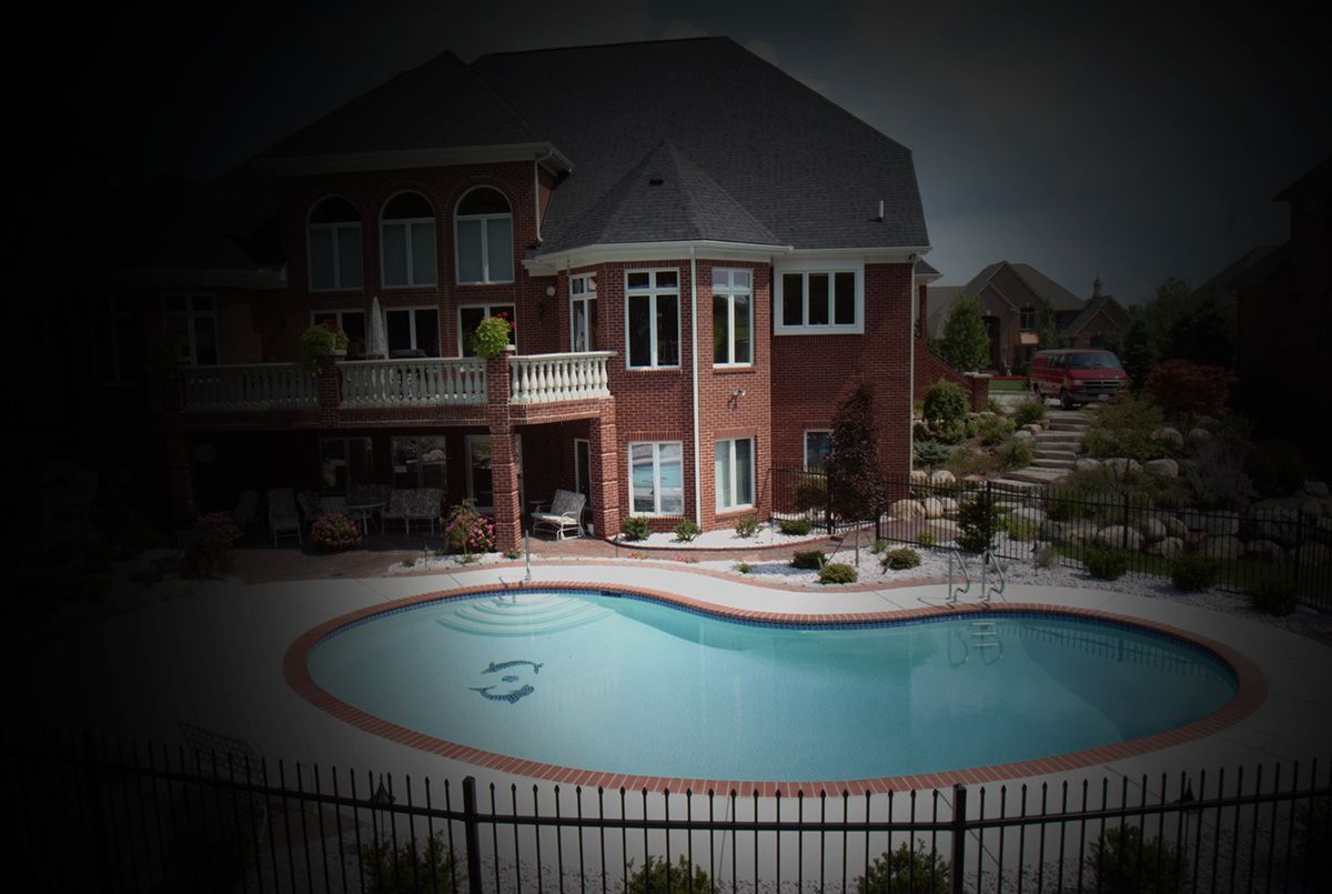 Modern House Design With Swimming Pool — Warren, MI  — Sardelli Custom Pools