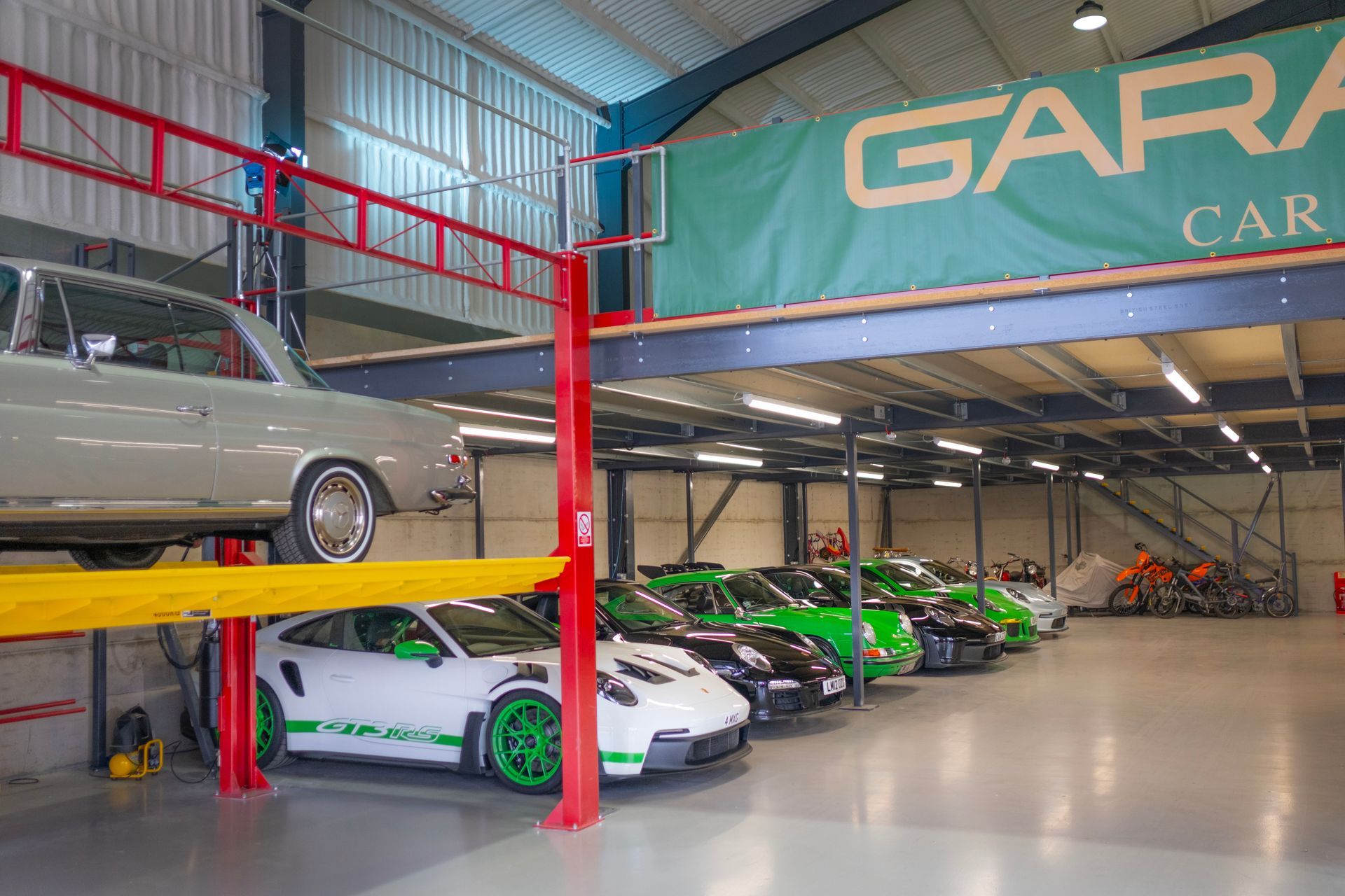 Garagista Car Storage