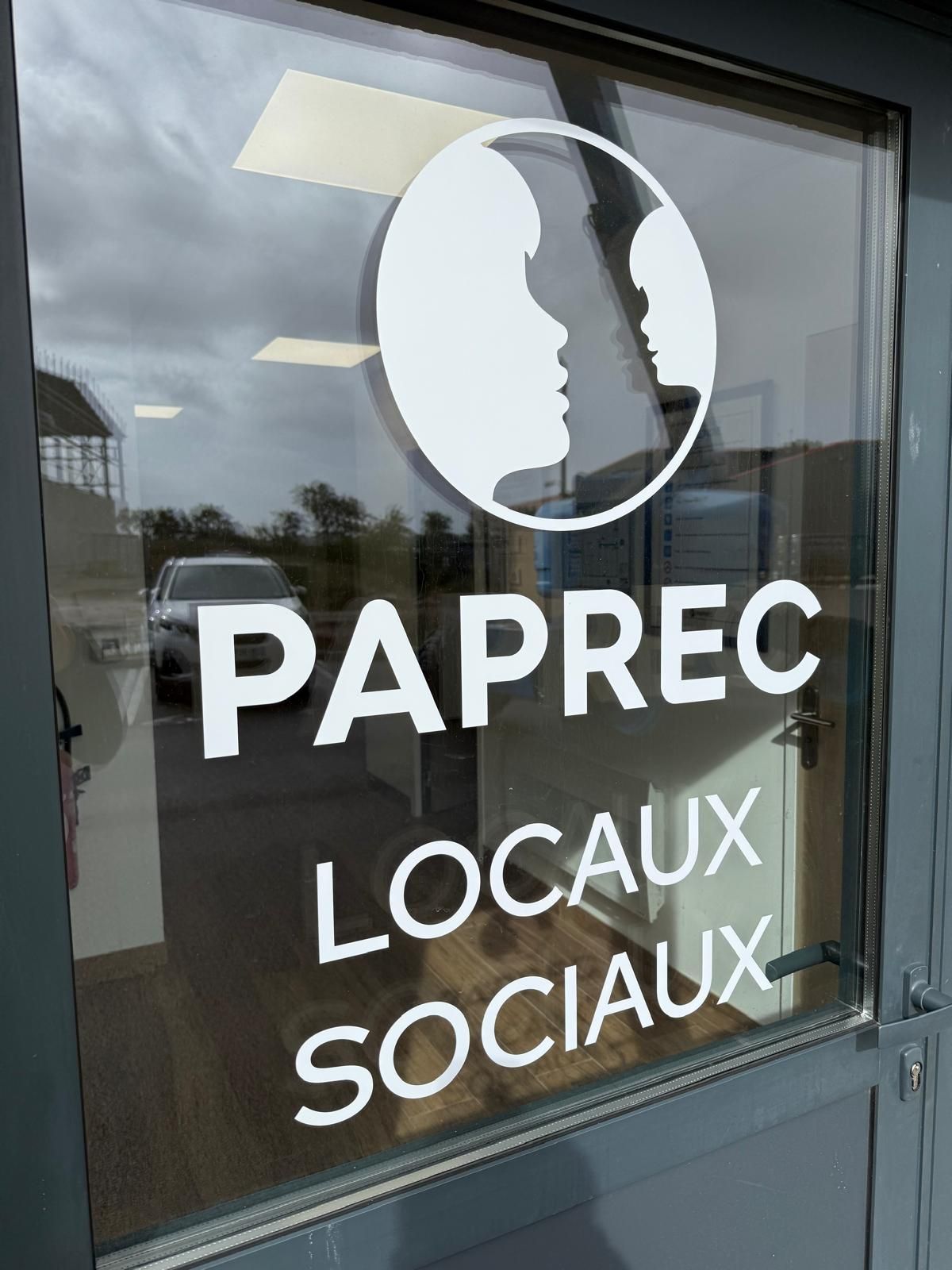 Plaque professionnelle gravée en plexiglas