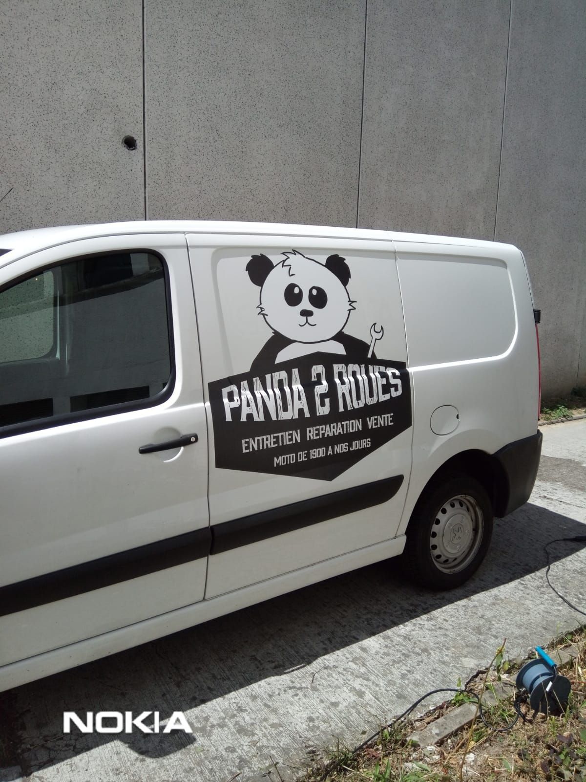 Marquage en adhésif de véhicule