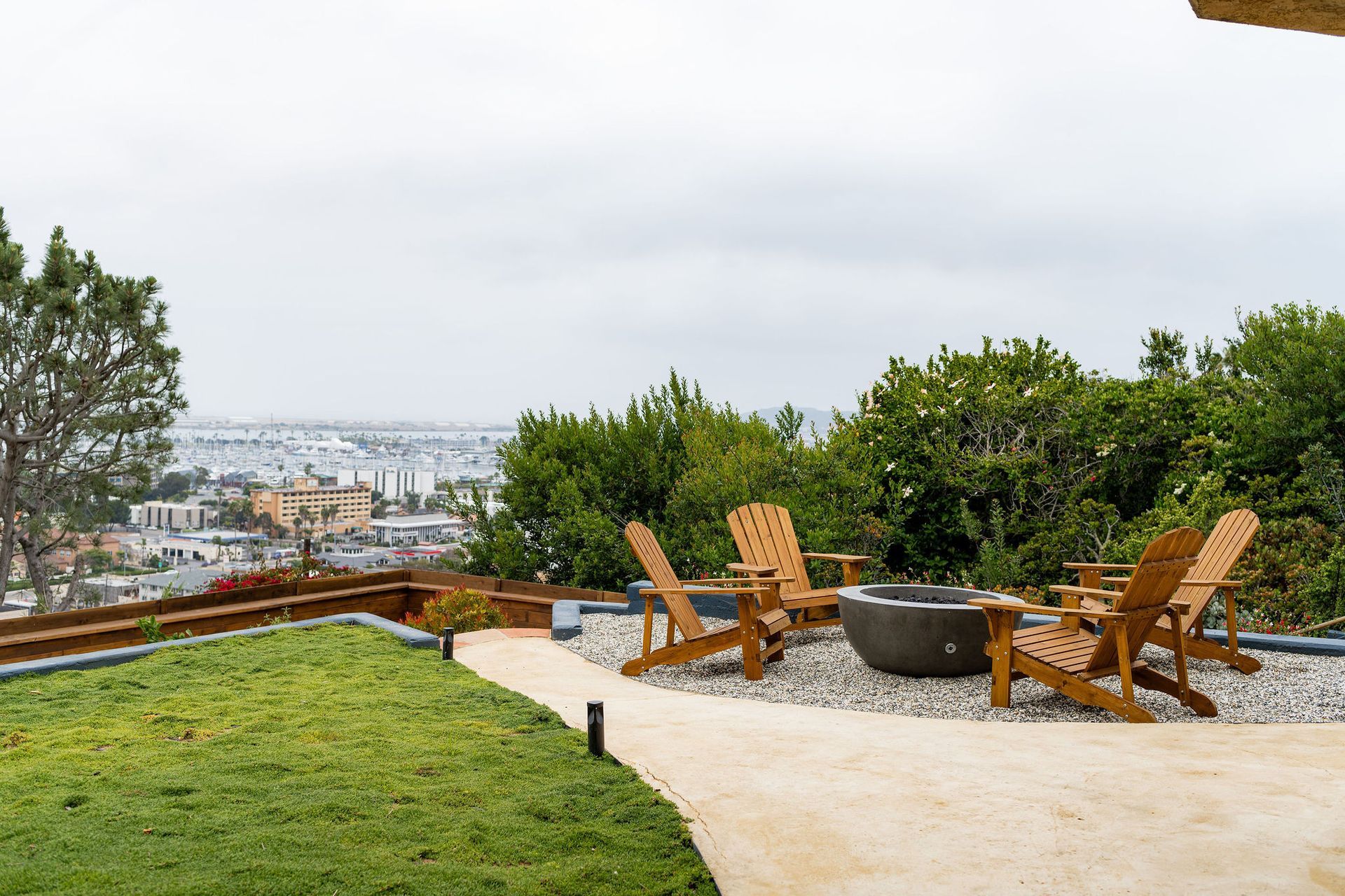 Backyard Landscaping Ideas - San Diego - Drab to Fab