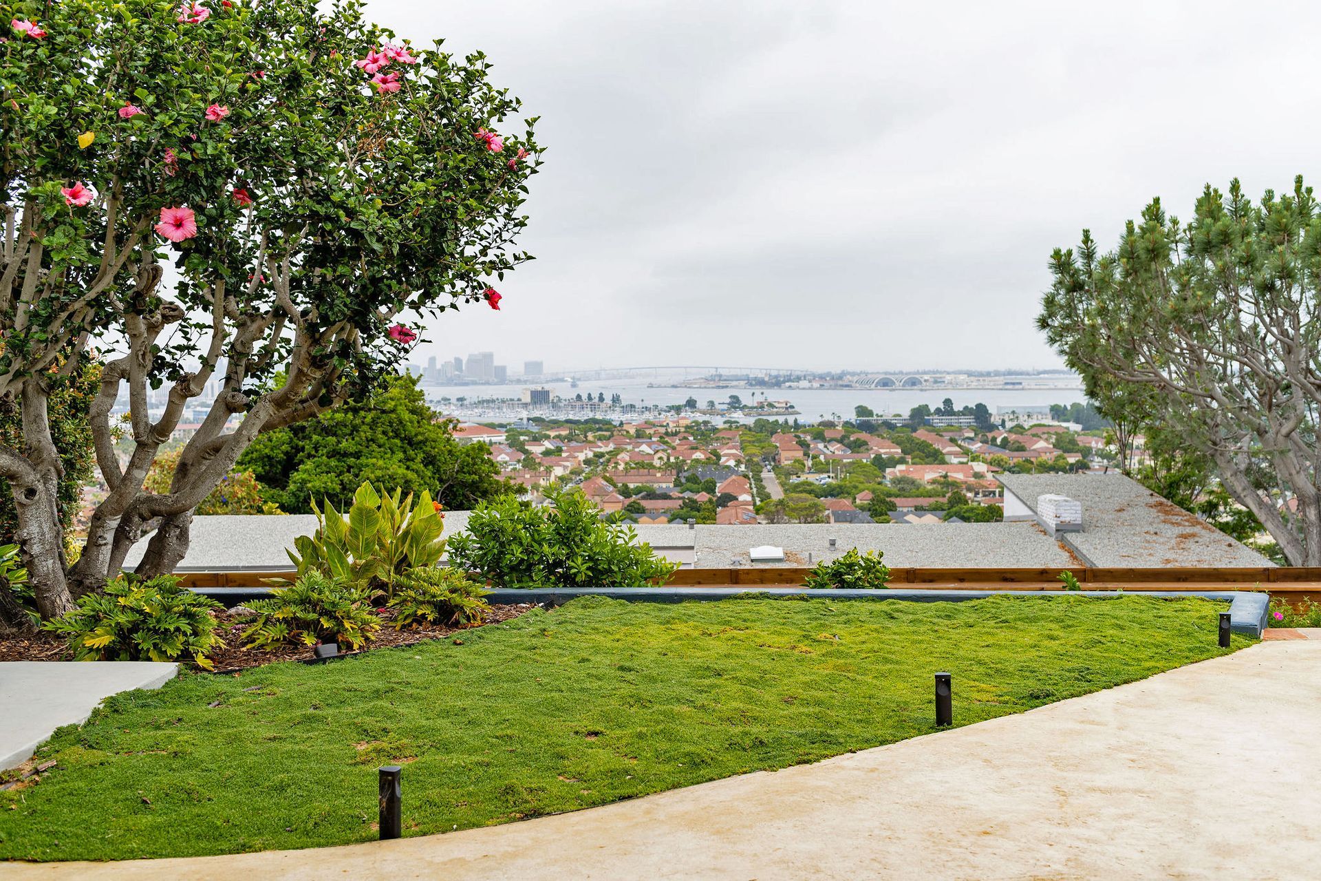 Backyard Landscaping Ideas - San Diego - Drab to Fab