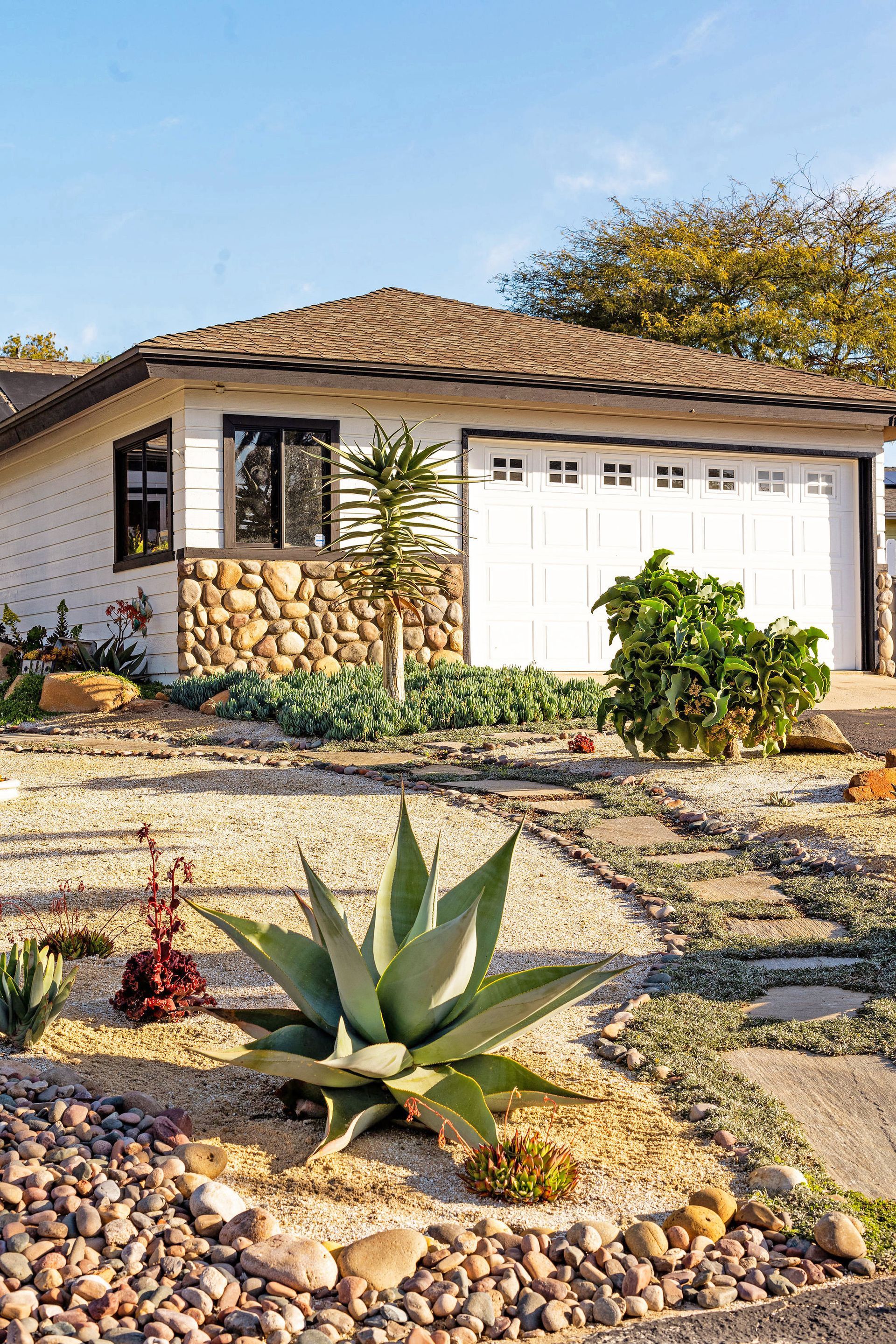 Backyard Landscaping Ideas - San Diego - Drab to Fab