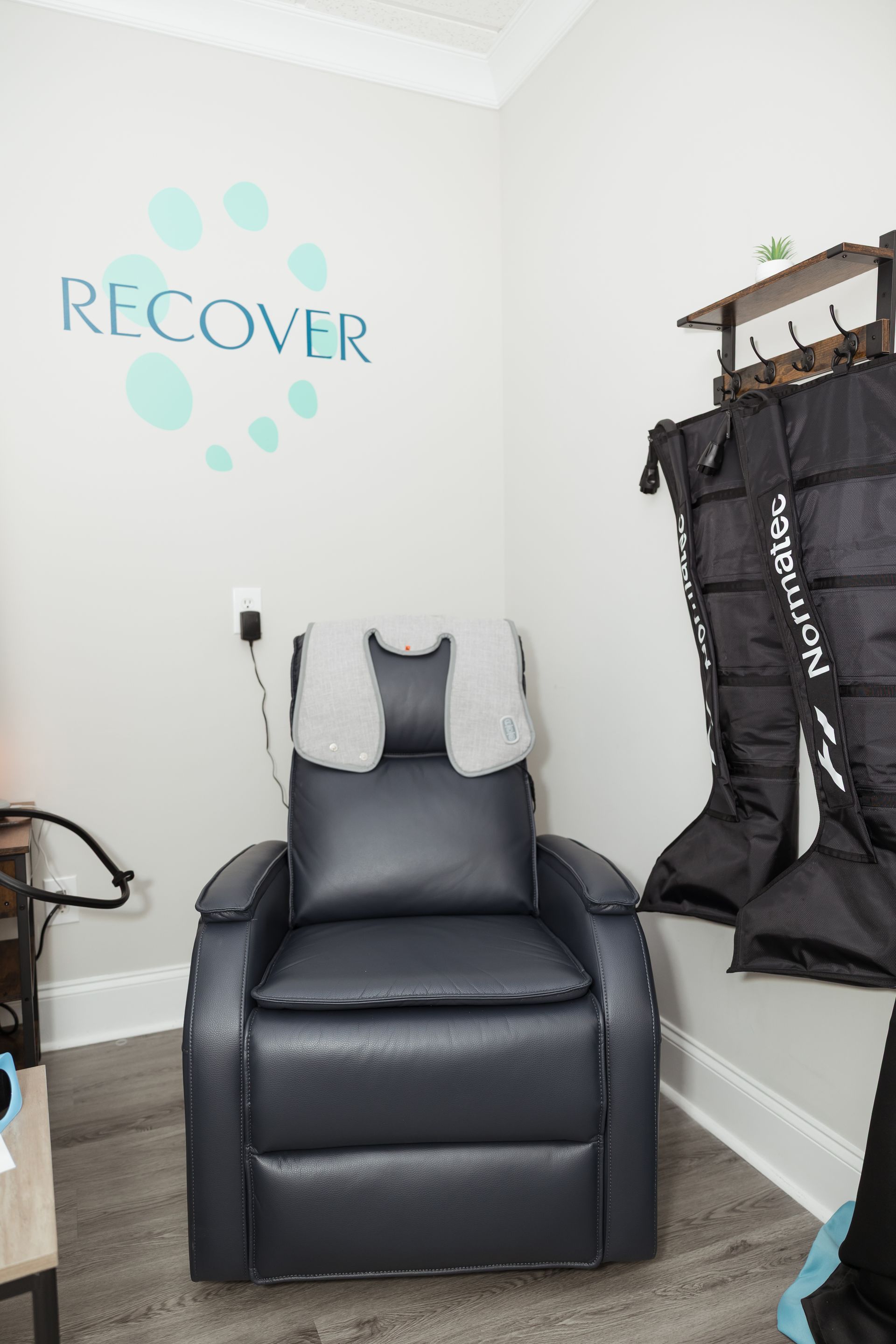 Recovery Room, red light therapy, Holly springs, NC